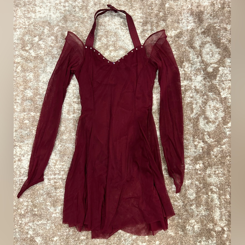 Kellé Maroon Off the Shoulder Halter Costume